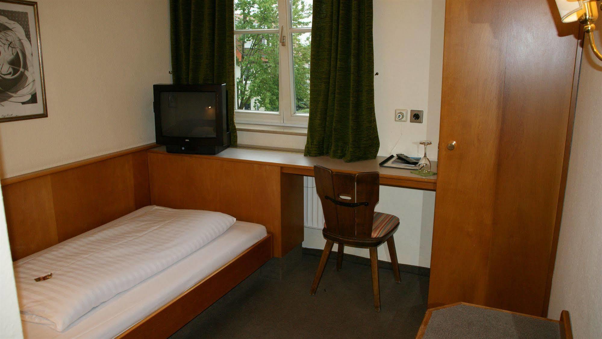 אולם Hotel Engel מראה חיצוני תמונה
